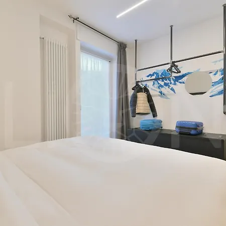 Le Lion Apartments - Bike & Ski Aosta Exterior photo